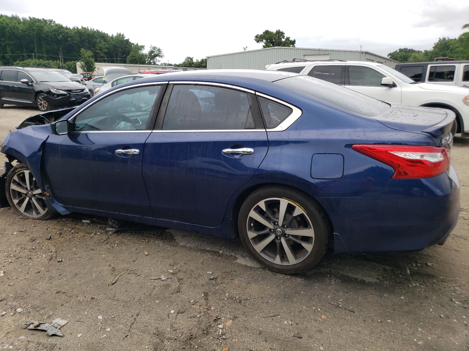 2016 Nissan Altima 2.5 vin: 1N4AL3AP7GC135211