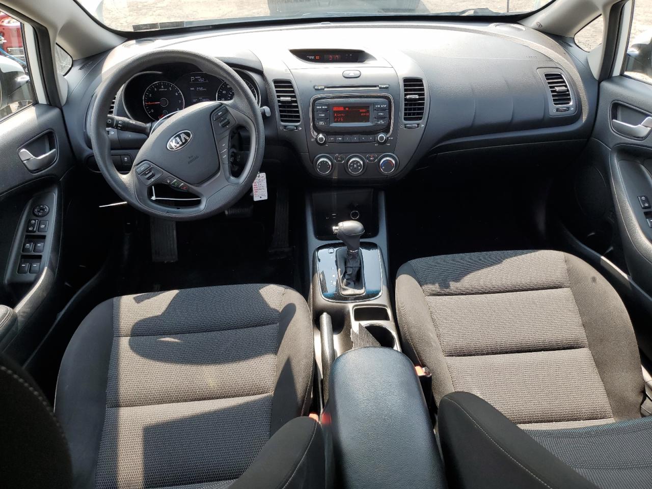 2017 Kia Forte Lx VIN: 3KPFK4A72HE070674 Lot: 63767614