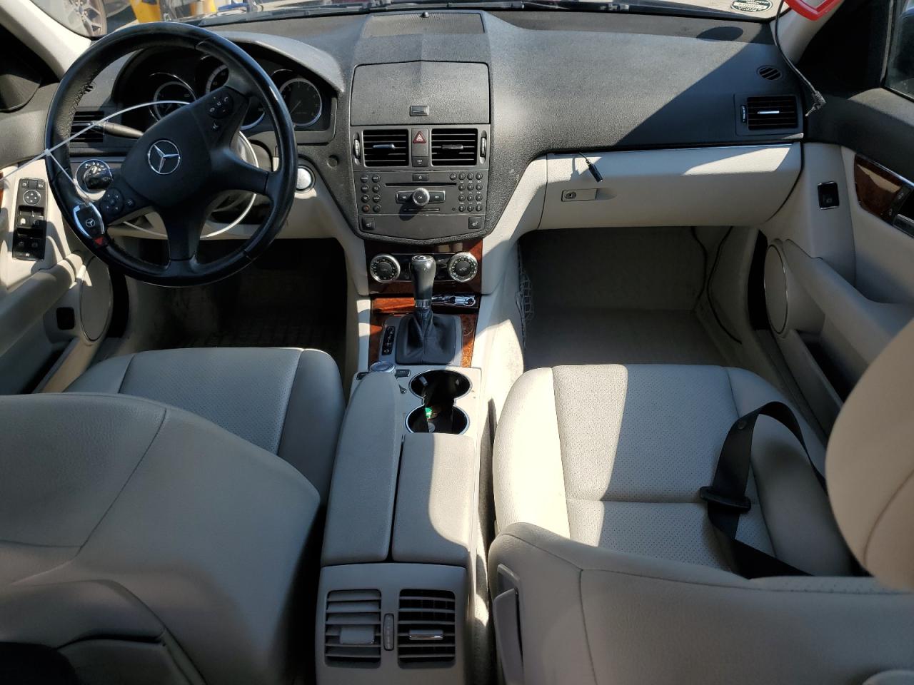2010 Mercedes-Benz C 300 VIN: WDDGF5EBXAR116135 Lot: 62474144