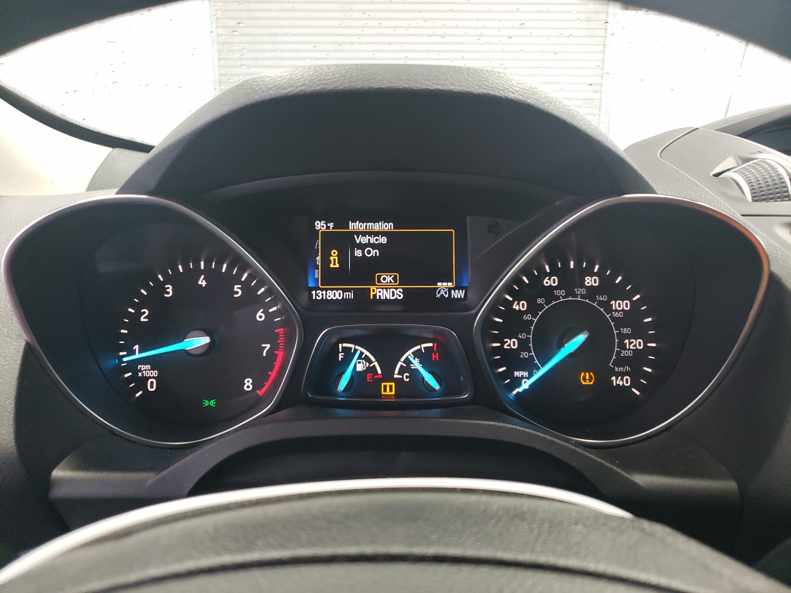 1FMCU0GD2JUC87311 2018 Ford Escape Se