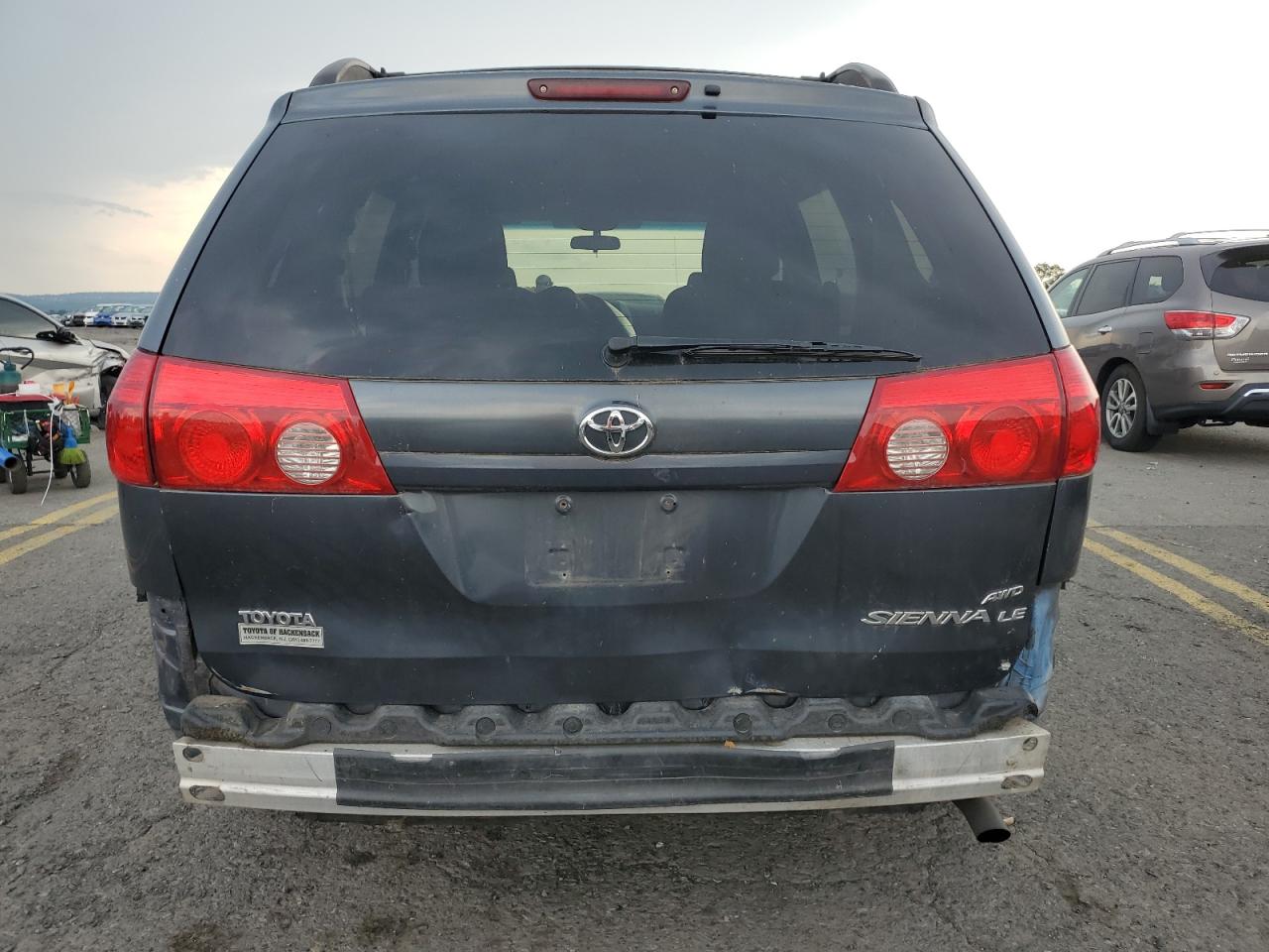 2008 Toyota Sienna Le VIN: 5TDBK23C68S021805 Lot: 63605054