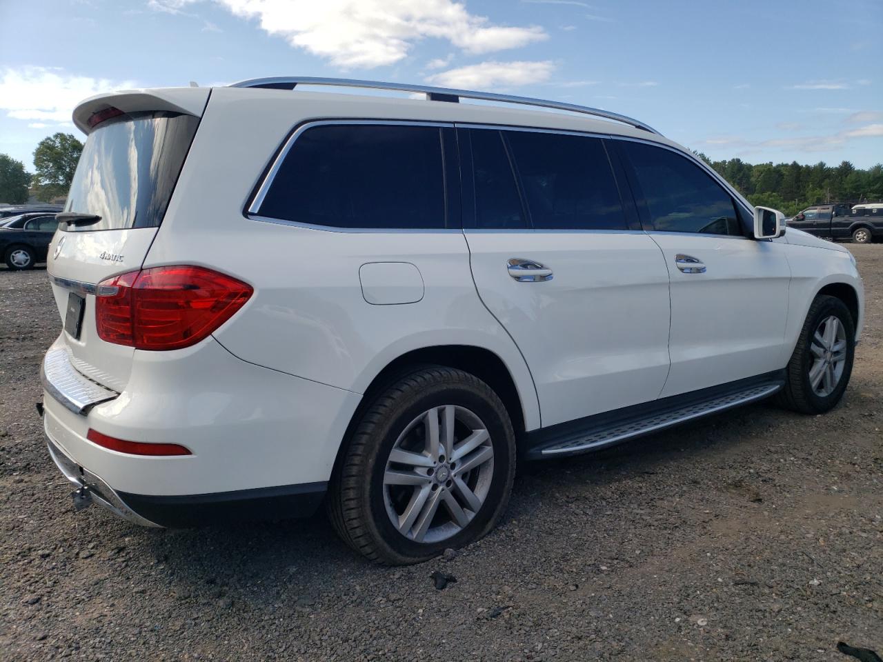 VIN 4JGDF6EE7GA648409 2016 MERCEDES-BENZ GL-CLASS no.3