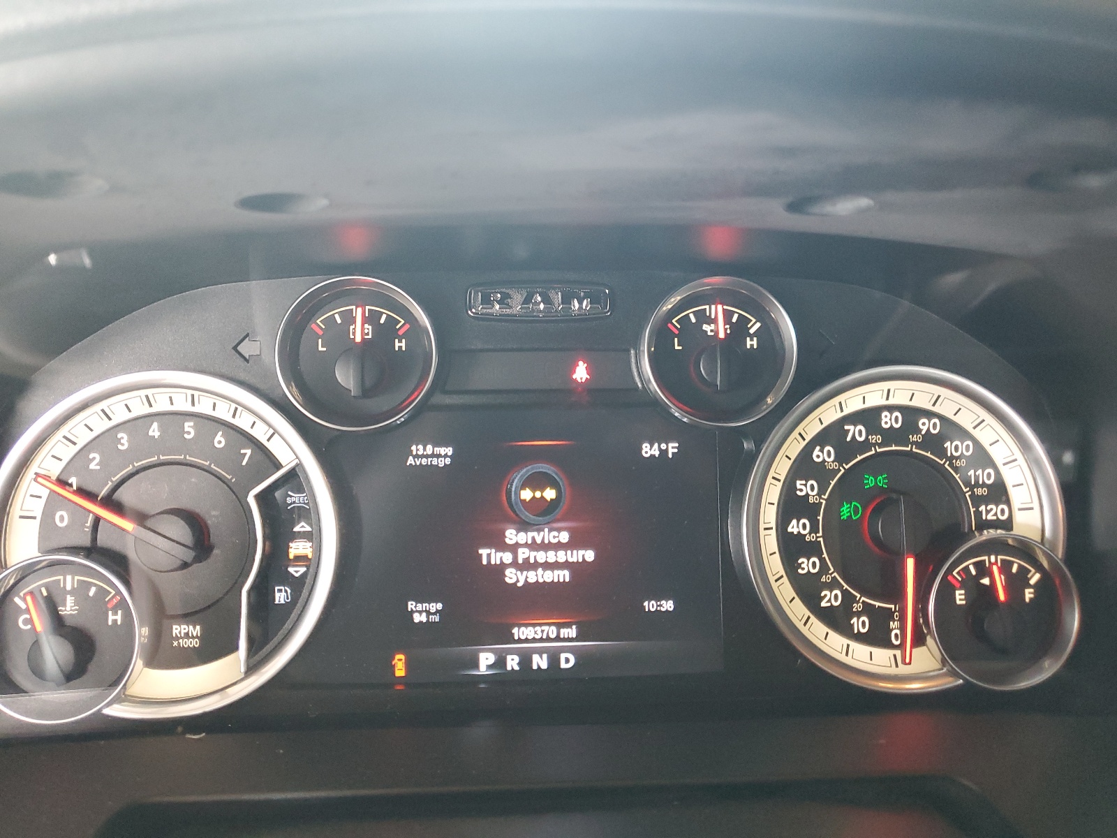 1C6RR6LT8HS845031 2017 Ram 1500 Slt