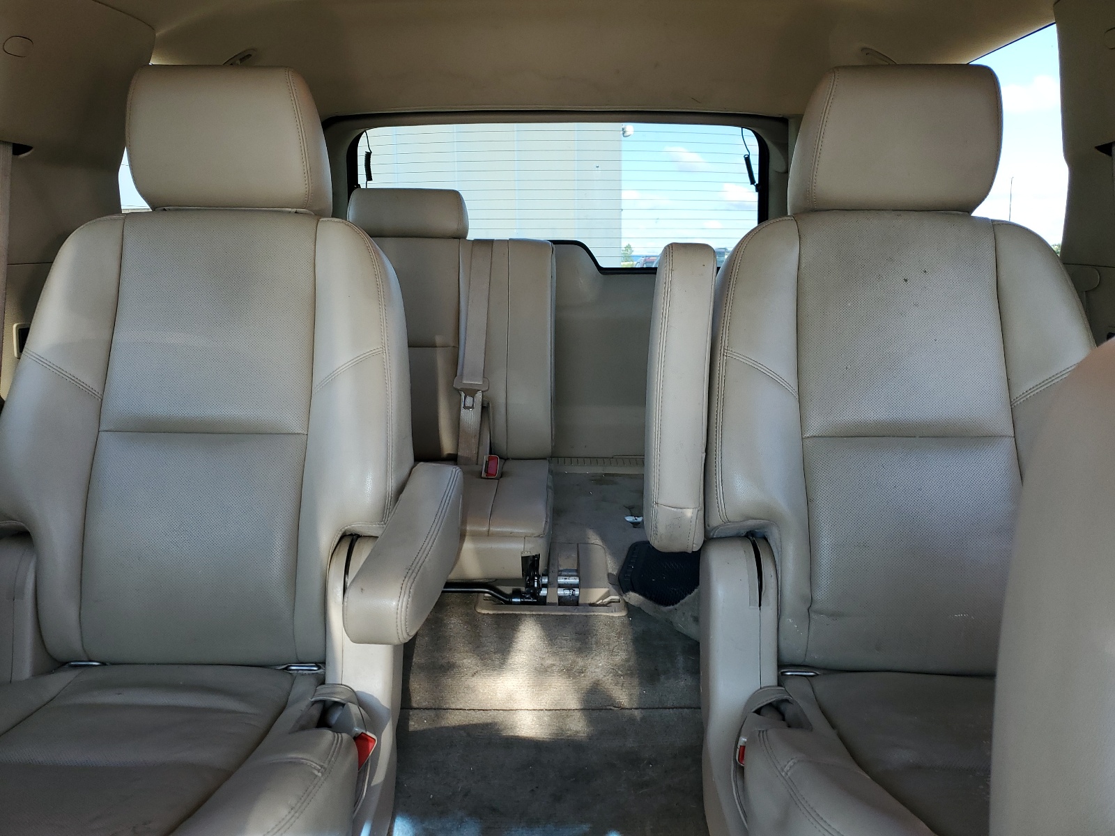 1GNSCCE0XDR169185 2013 Chevrolet Tahoe C1500 Ltz