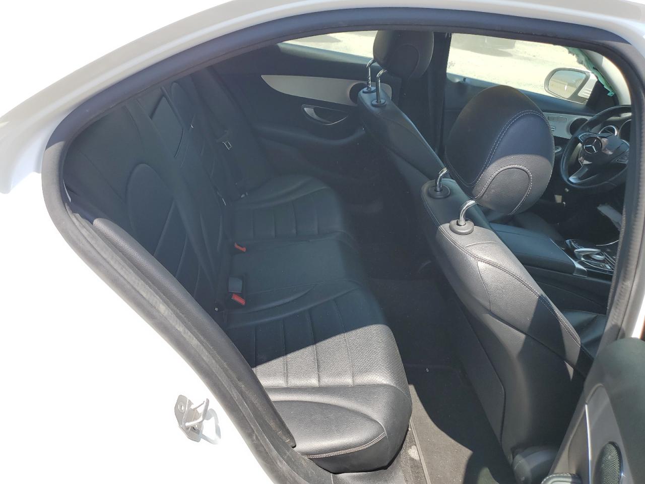 2016 Mercedes-Benz C-klasse - Image 10