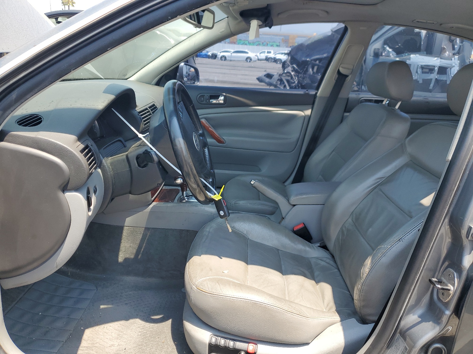 WVWRH63B84P044387 2004 Volkswagen Passat Glx