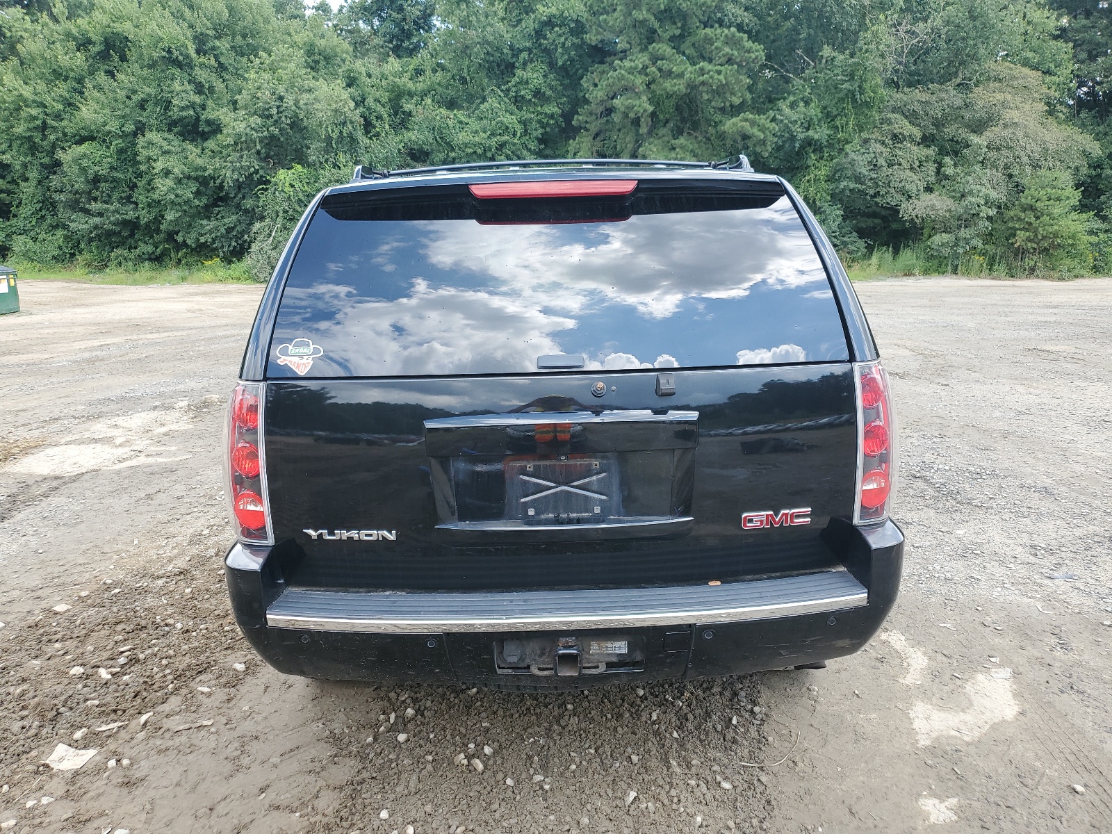 1GKFK63897J275884 2007 GMC Yukon Denali