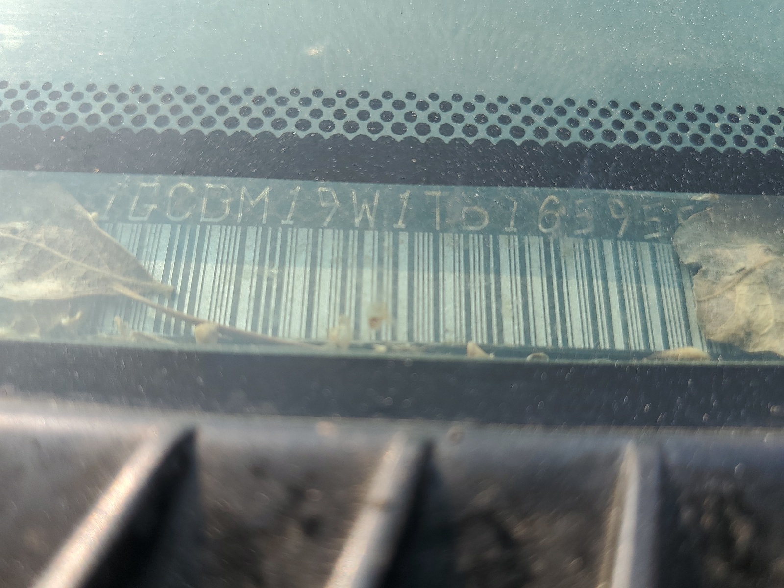 1GCDM19W1TB165955 1996 Chevrolet Astro