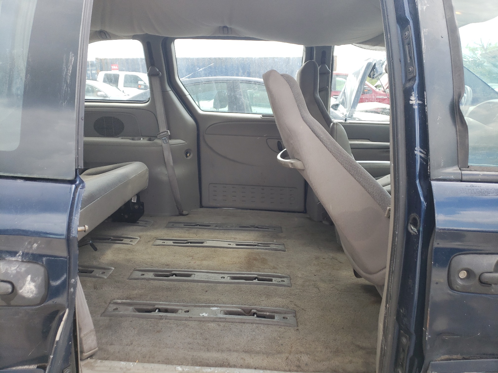 1D4GP25B03B100160 2003 Dodge Caravan Se