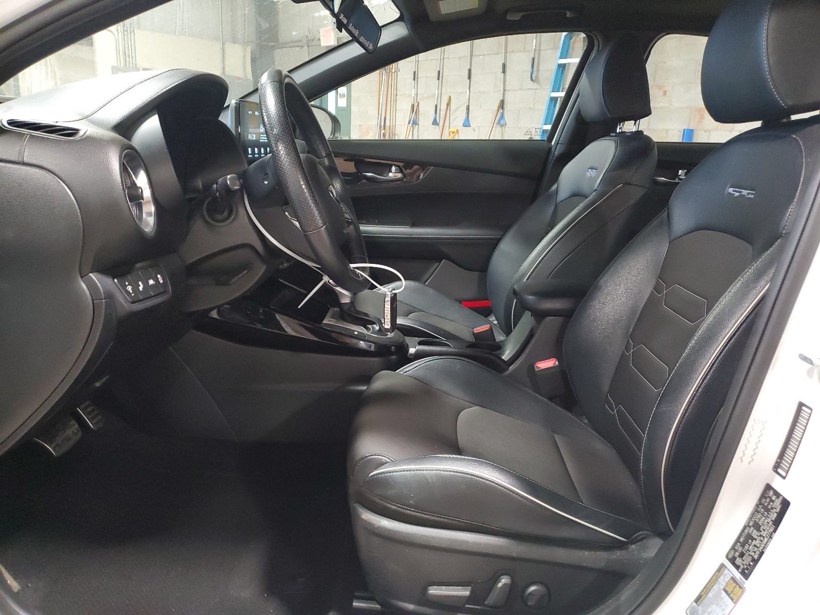 3KPF34AD6ME277601 2021 Kia Forte Gt Line