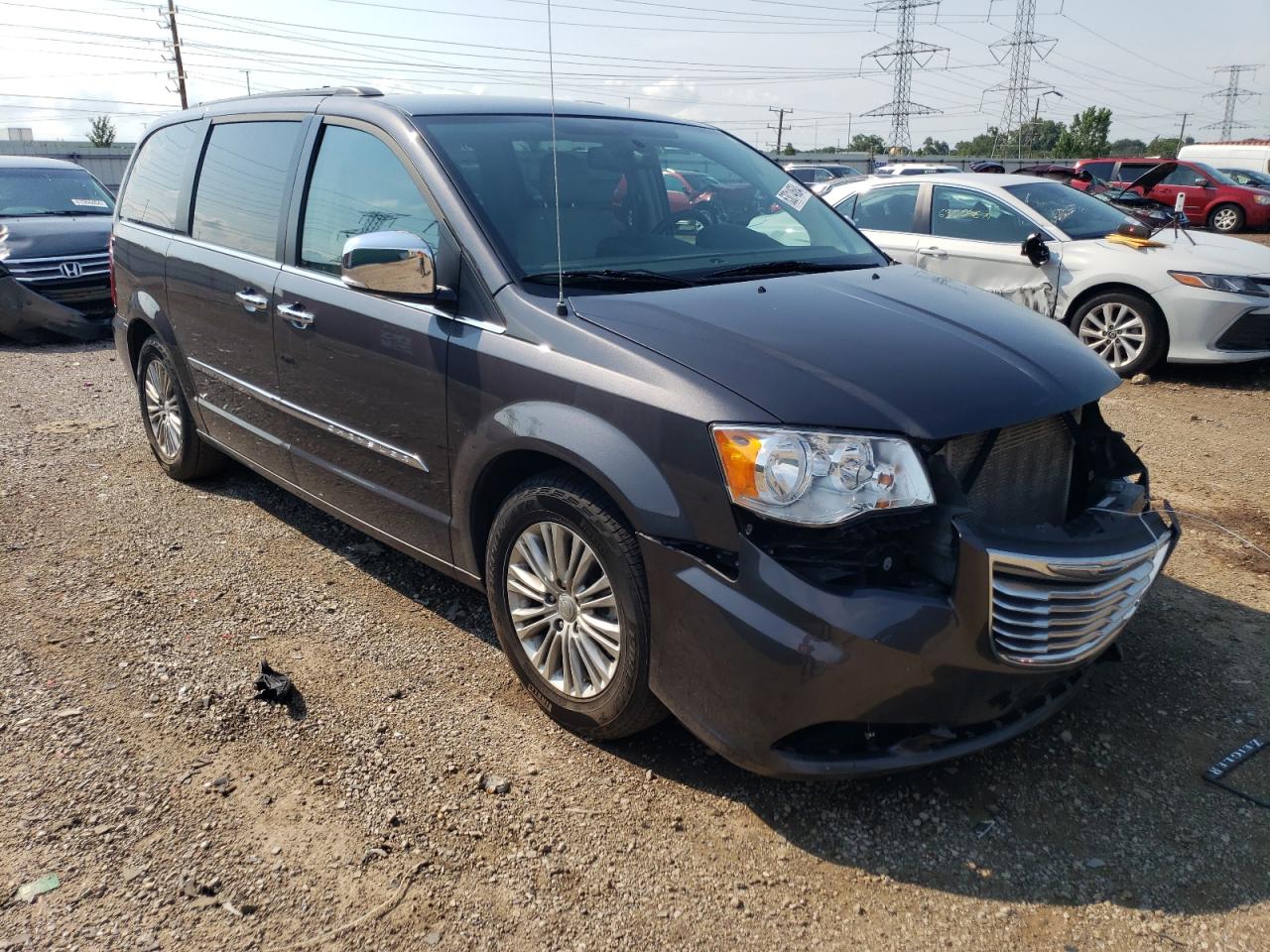 2015 Chrysler Town & Country Touring L VIN: 2C4RC1CG6FR525706 Lot: 63014684