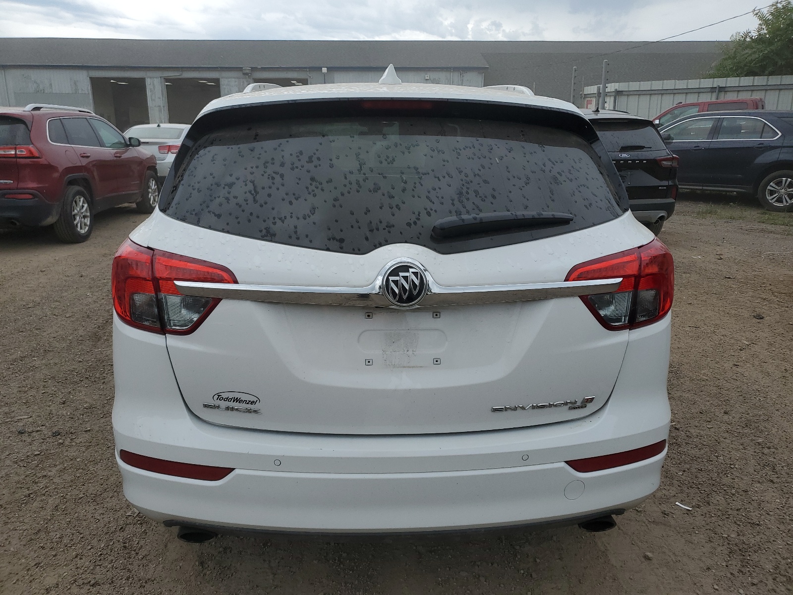 LRBFX3SX5JD002529 2018 Buick Envision Premium