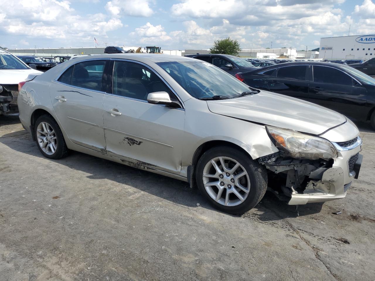 VIN 1G11C5SA5GF144108 2016 CHEVROLET MALIBU no.4