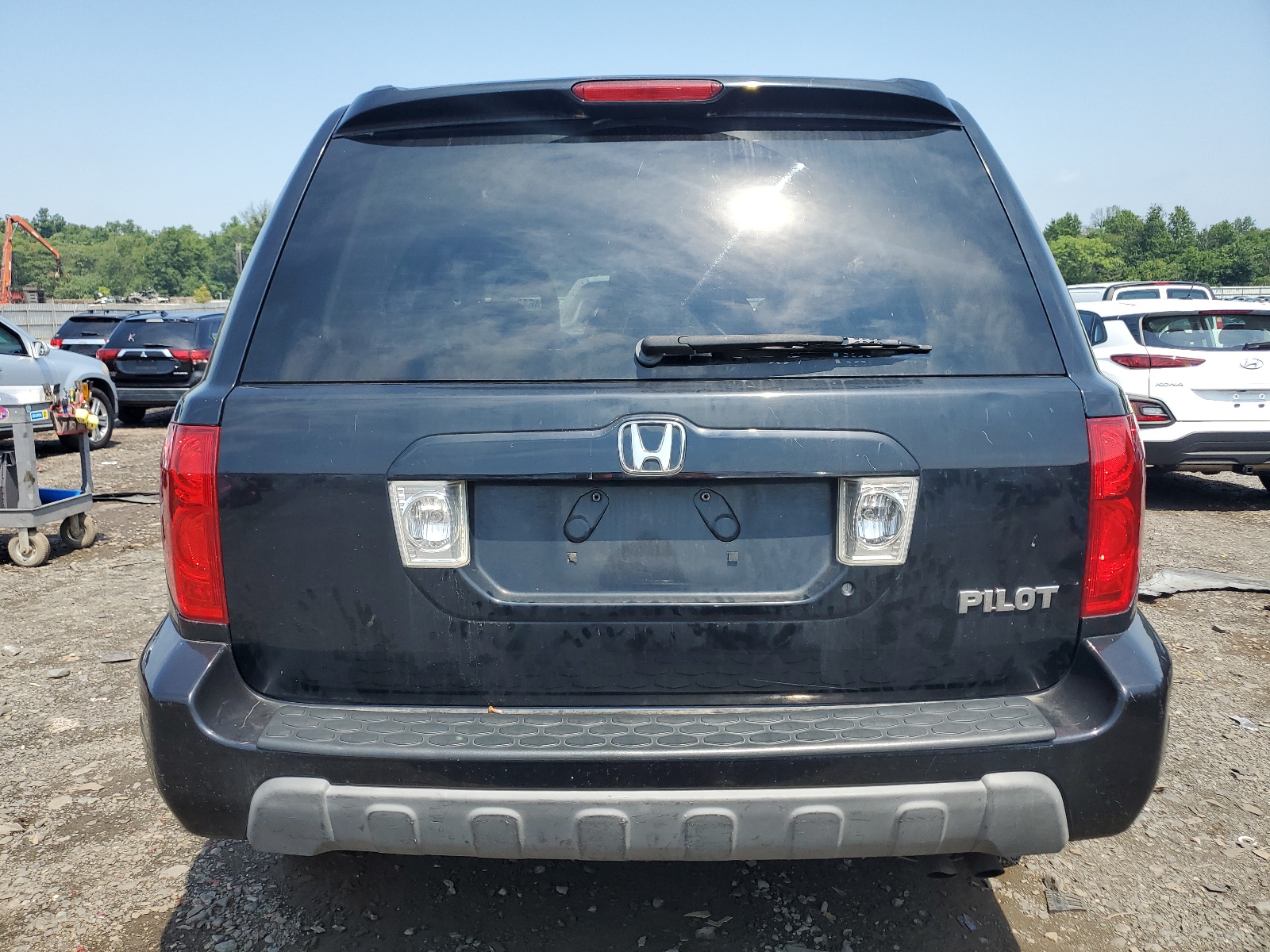 2HKYF18574H620666 2004 Honda Pilot Exl