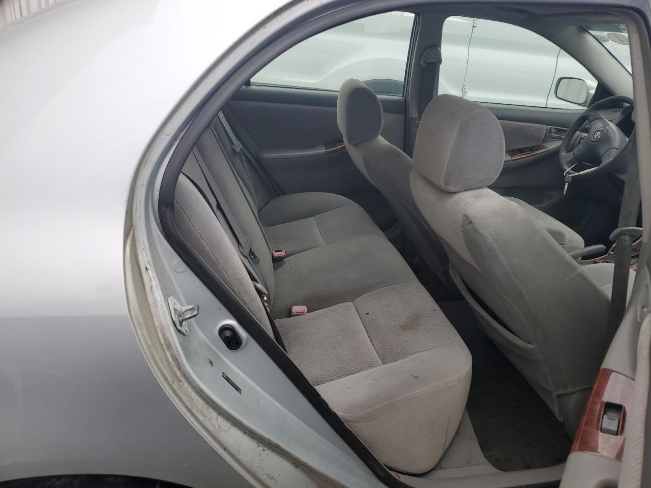 2005 Toyota Corolla Ce VIN: 2T1BR32E75C445700 Lot: 63250824