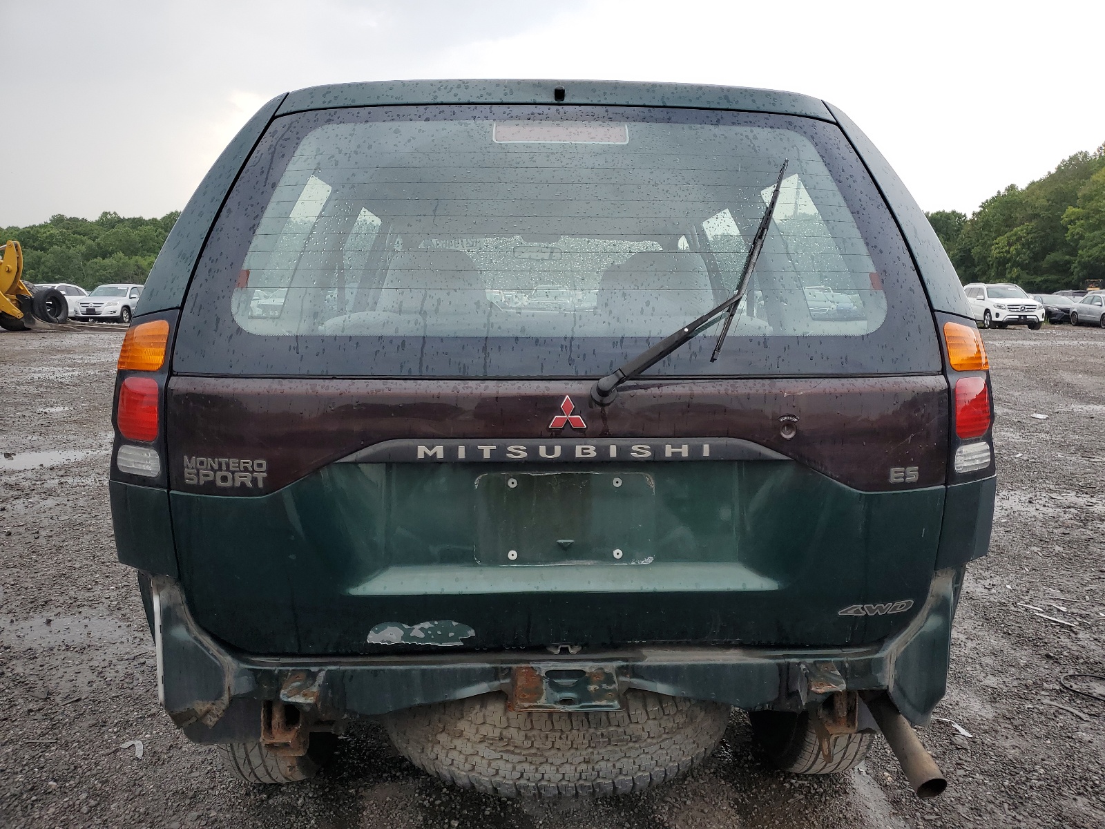 JA4MT21H51P016416 2001 Mitsubishi Montero Sport Es