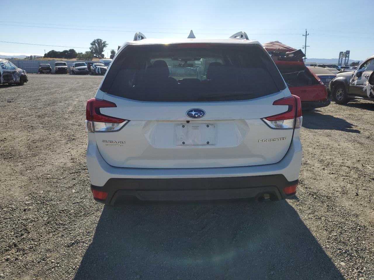 2022 Subaru Forester Premium VIN: JF2SKADC9NH411520 Lot: 65413654