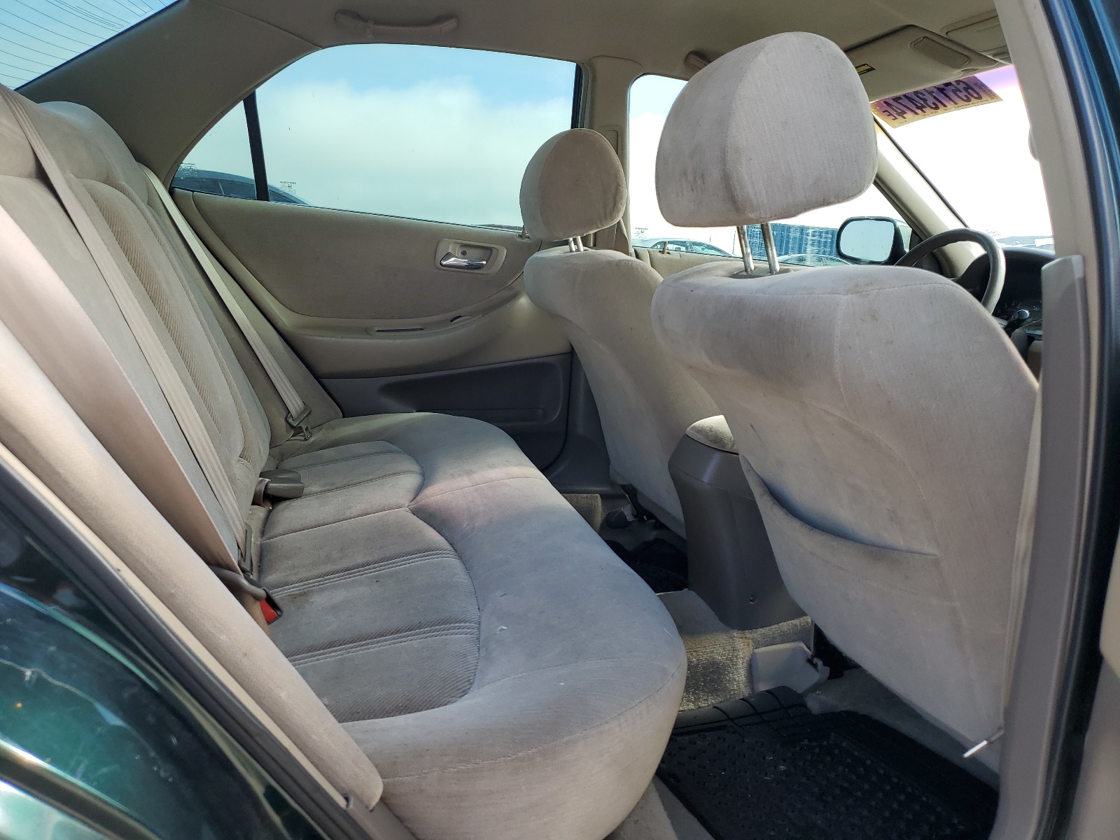 1HGCG5647XA082752 1999 Honda Accord Lx