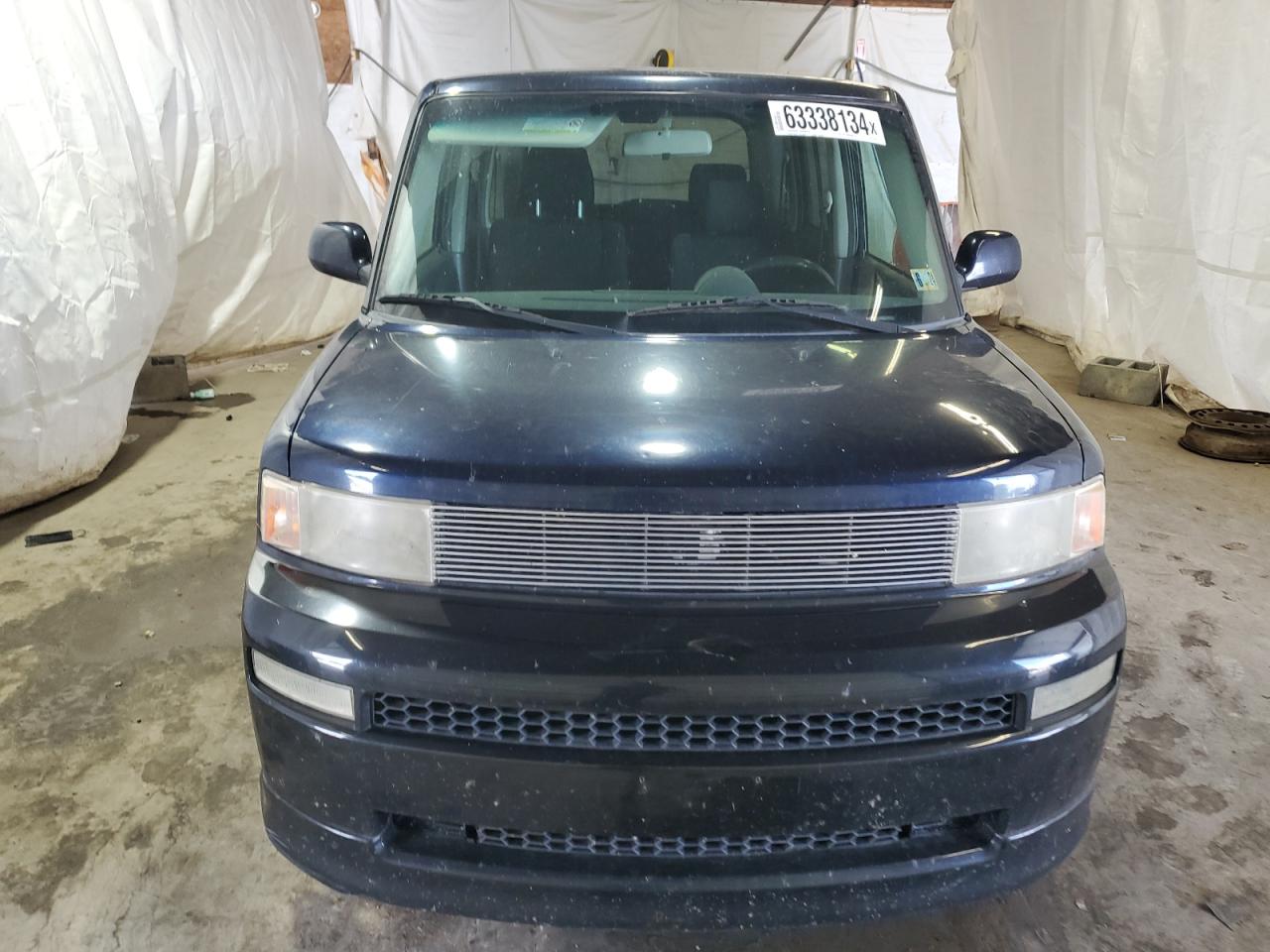 2004 Toyota Scion Xb VIN: JTLKT334640133064 Lot: 63338134