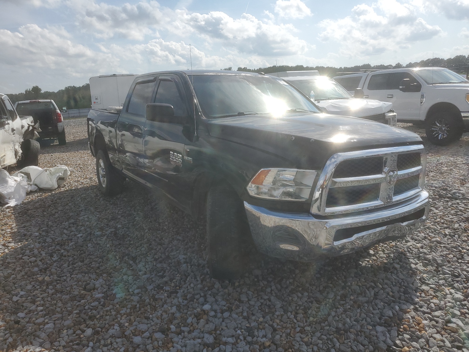 2014 Ram 2500 St vin: 3C6UR4CJ7EG158817