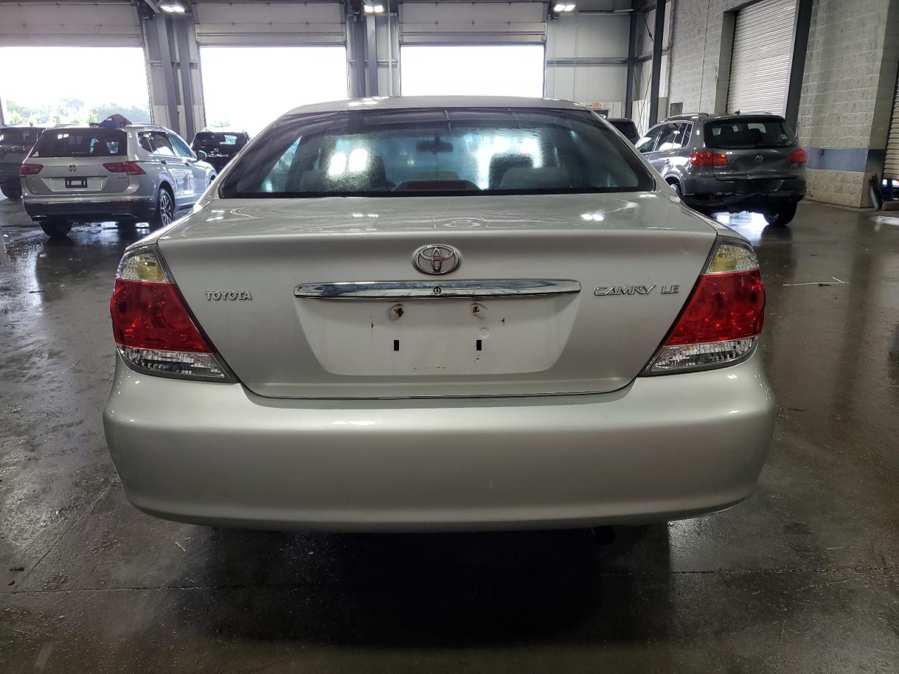 2005 Toyota Camry Le VIN: 4T1BE32K65U089840 Lot: 64694514