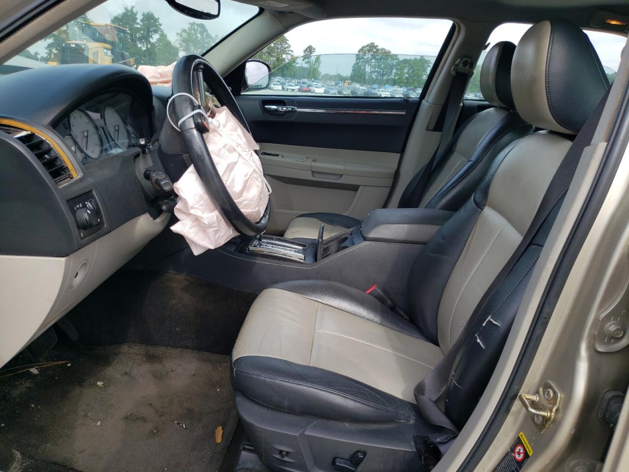 2005 Chrysler 300 Touring VIN: 2C3AA53GX5H594501 Lot: 63699694