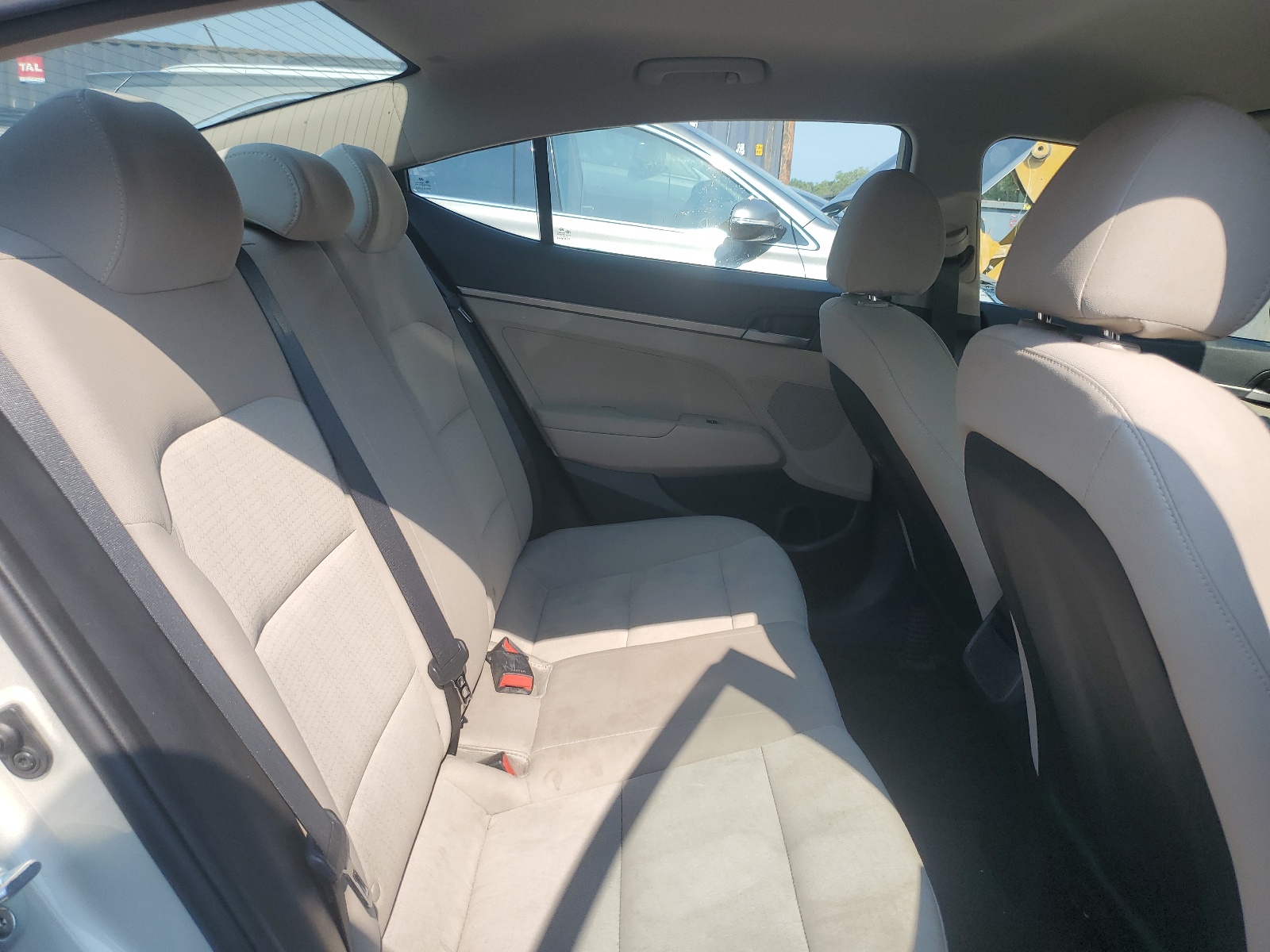 2017 Hyundai Elantra Se vin: 5NPD74LFXHH112128