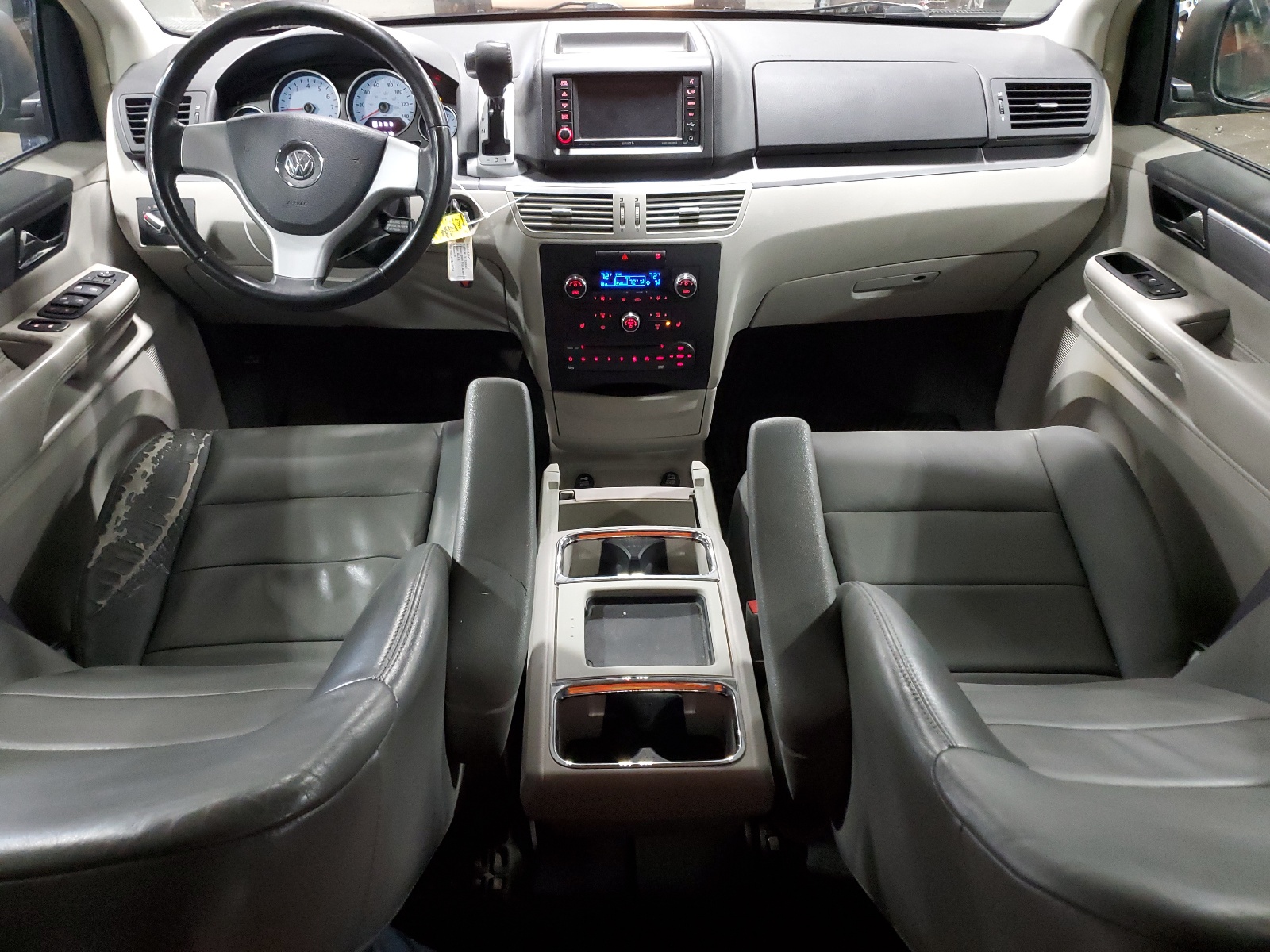 2V8HW54X29R595270 2009 Volkswagen Routan Sel