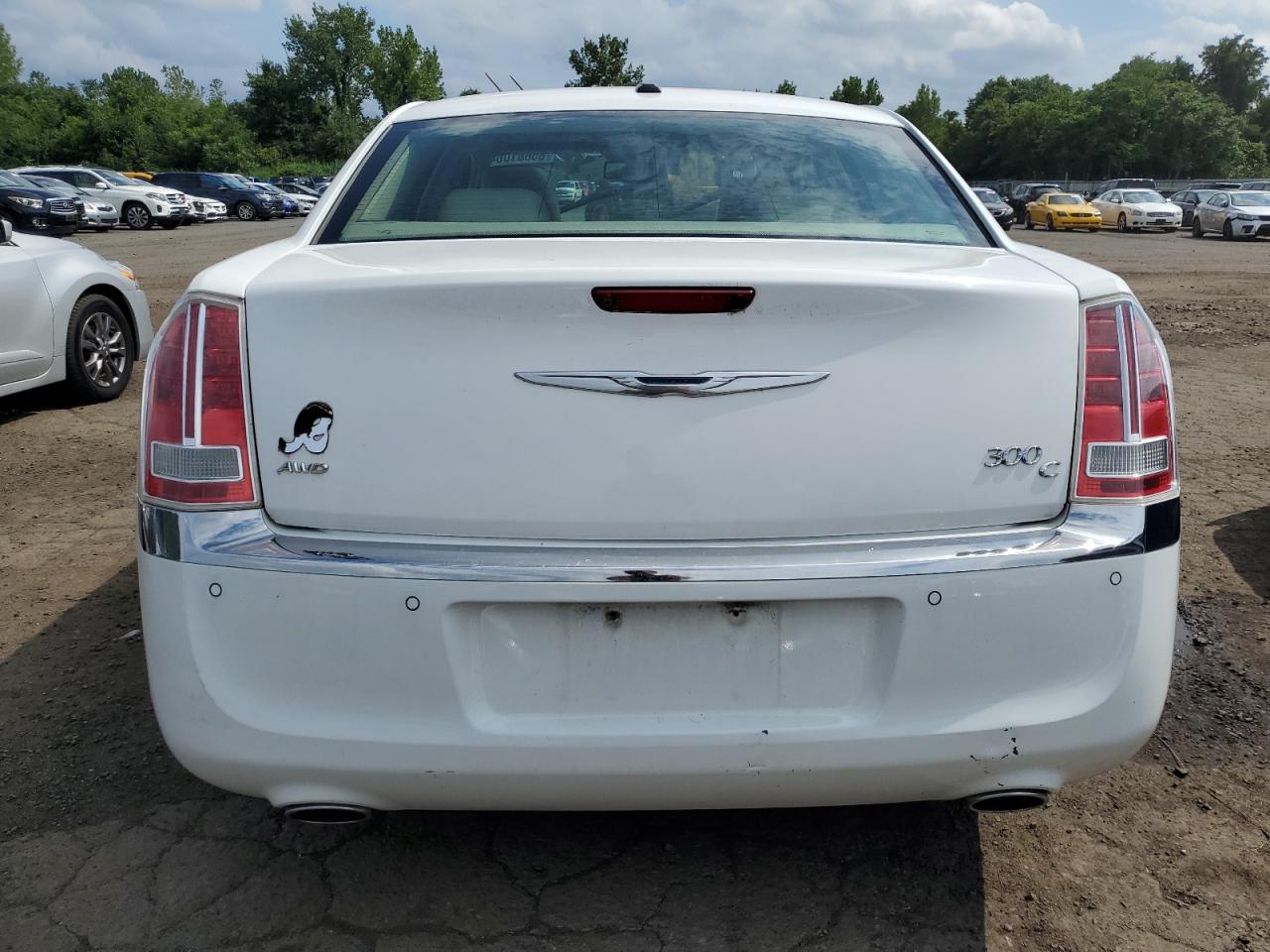 2011 Chrysler 300C VIN: 2C3CK6CT3BH611773 Lot: 65681064