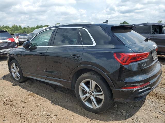 WA1EECF33M1116104 Audi Q3 PREMIUM 2