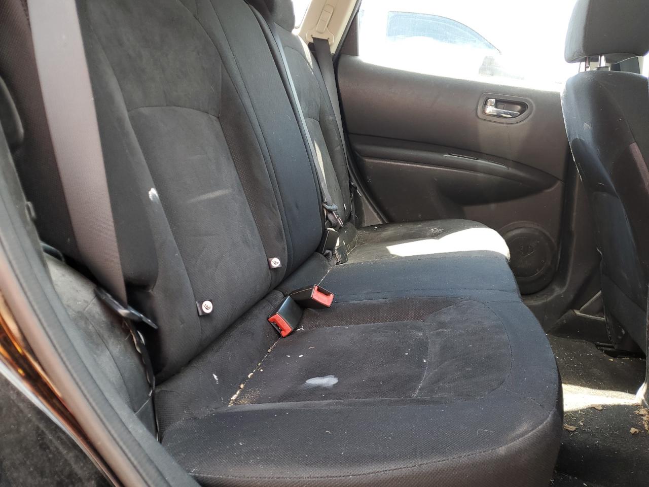 2009 Nissan Rogue S VIN: JN8AS58VX9W450135 Lot: 61273114