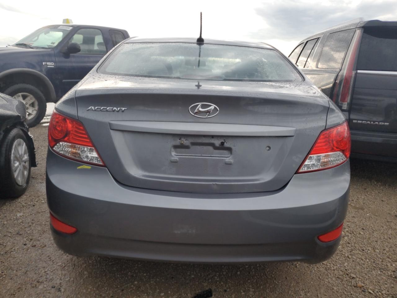 2013 Hyundai Accent - Image 6