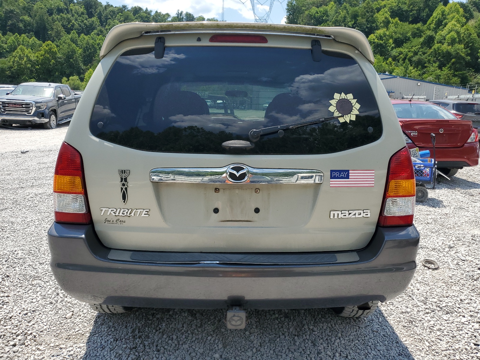 4F2CZ96144KM18689 2004 Mazda Tribute Es