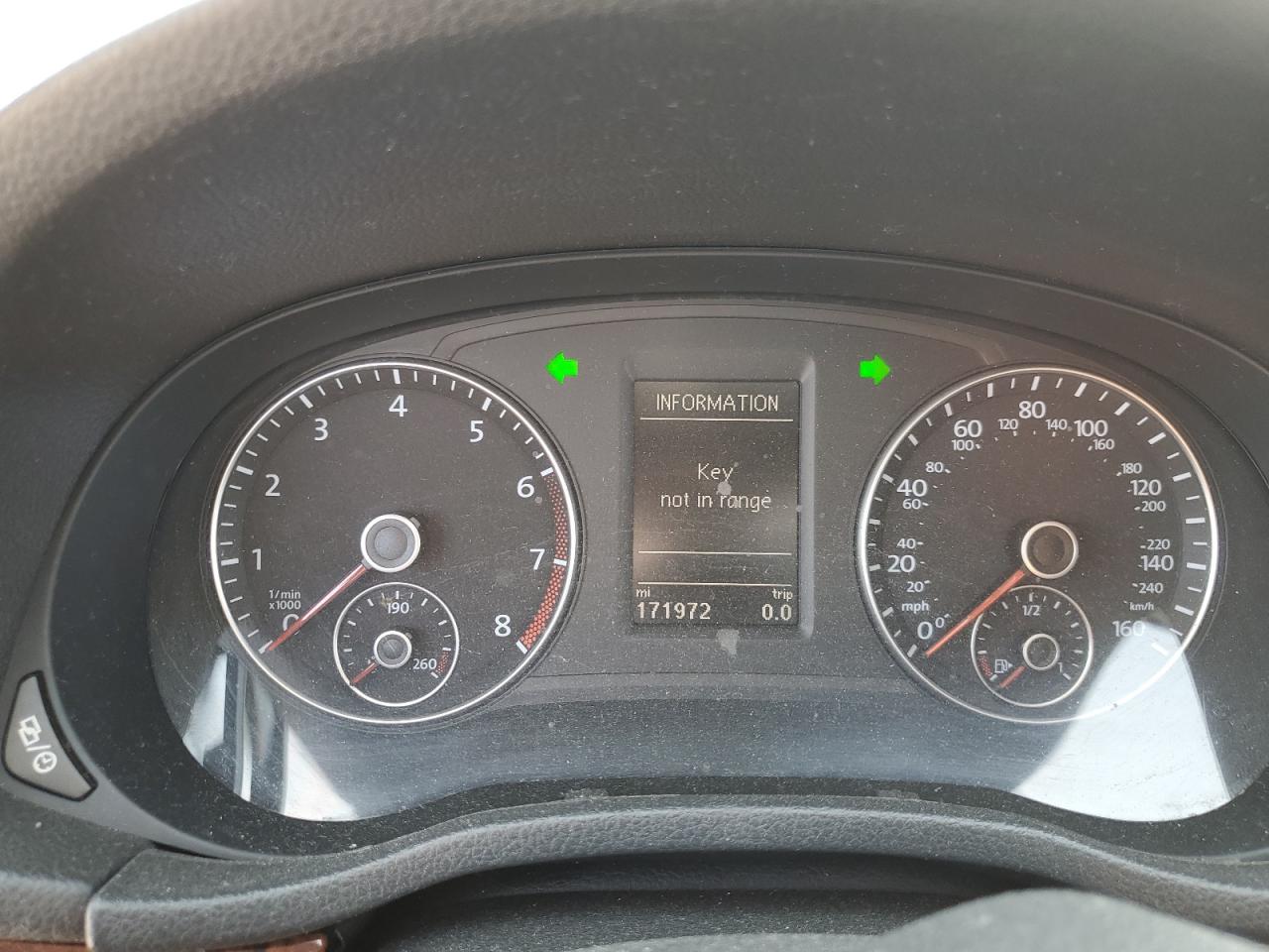 2013 Volkswagen Passat Sel VIN: 1VWCH7A3XDC040725 Lot: 64421484