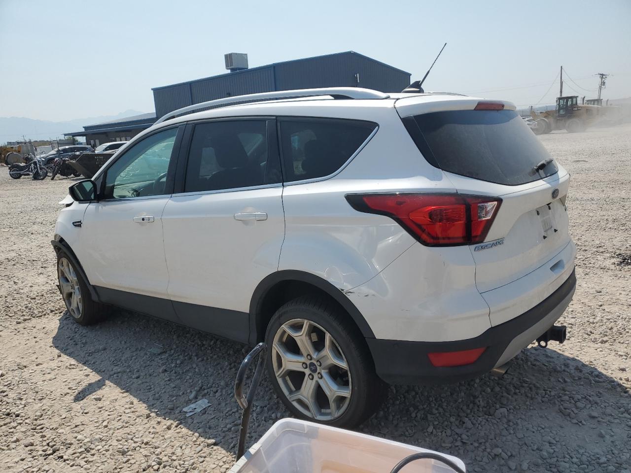 1FMCU9J9XKUA41598 2019 FORD ESCAPE - Image 2