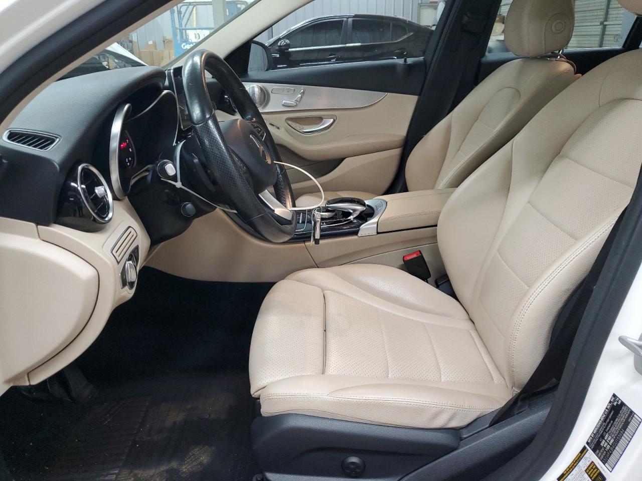 2016 Mercedes-Benz C 300 VIN: 55SWF4JB4GU153684 Lot: 62237324