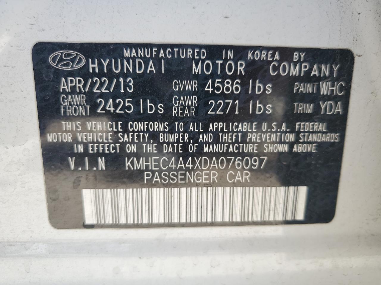 2013 Hyundai Sonata Hybrid VIN: KMHEC4A4XDA076097 Lot: 63087074