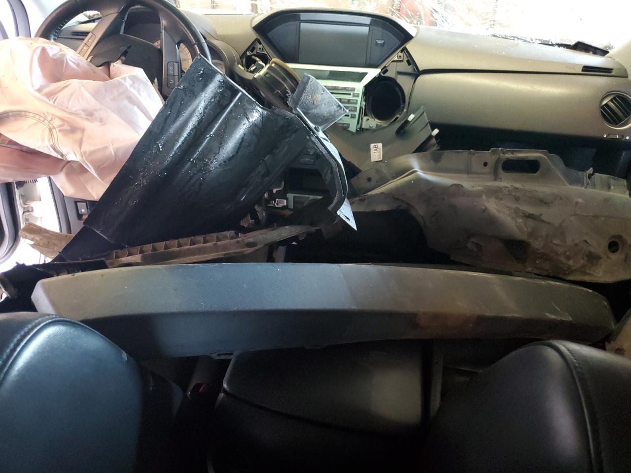 2011 Honda Pilot Touring VIN: 5FNYF3H9XBB005409 Lot: 62914644