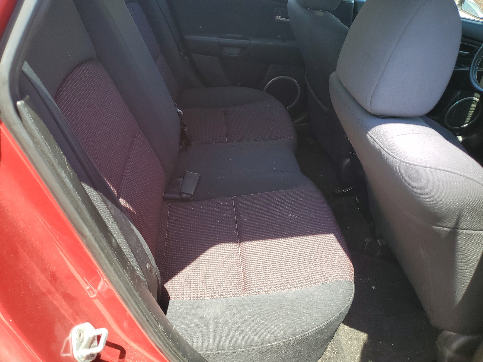 JM1BK343861408404 2006 Mazda 3 Hatchback