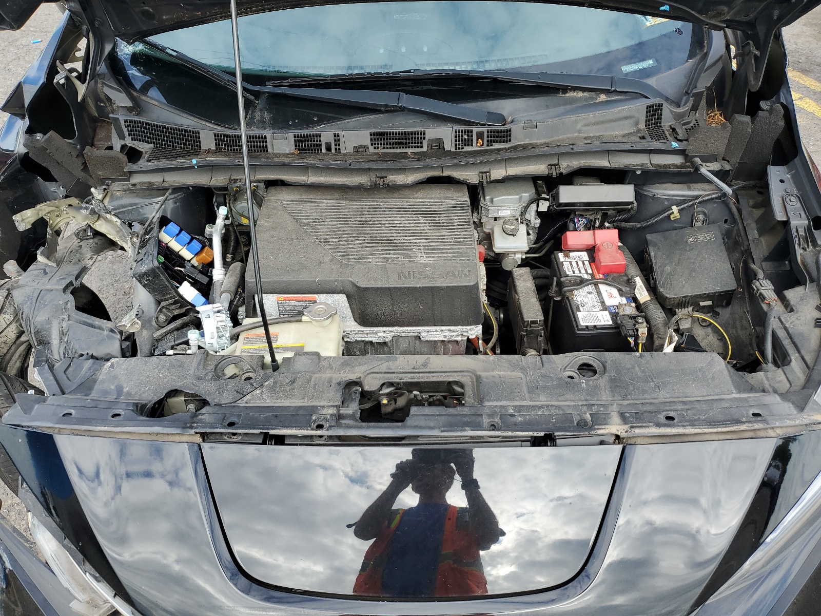 1N4AZ1CP1JC303562 2018 Nissan Leaf S