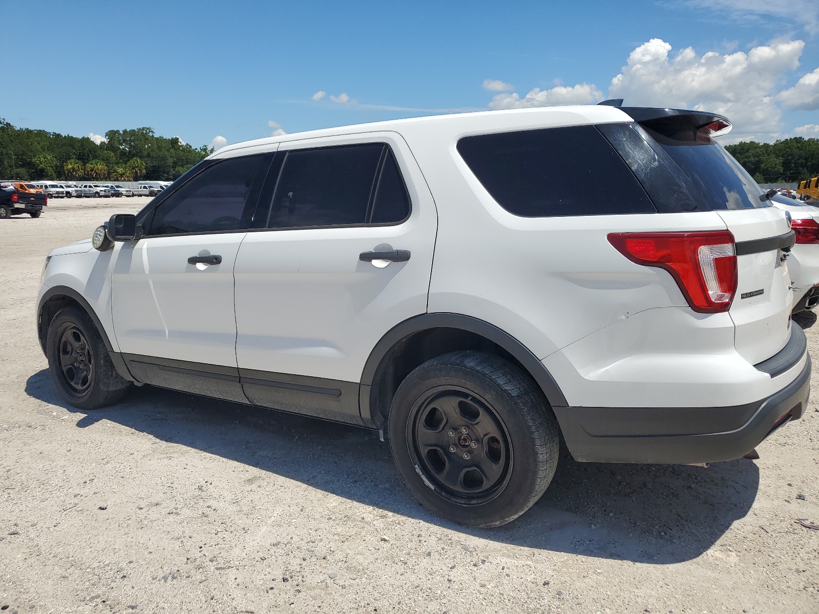 2018 Ford Explorer Police Interceptor vin: 1FM5K8AR0JGA37615