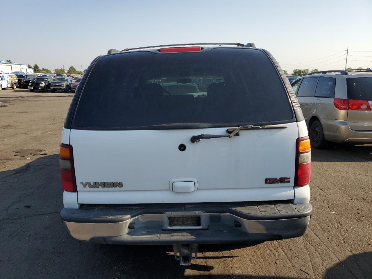 2002 GMC Yukon VIN: 1GKEK13Z02J151308 Lot: 63323684