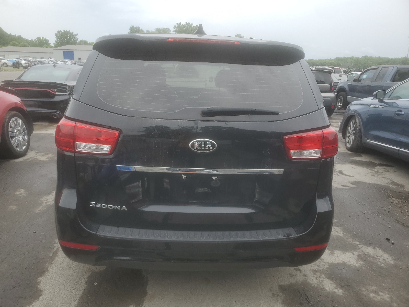 KNDMA5C12J6400303 2018 Kia Sedona L