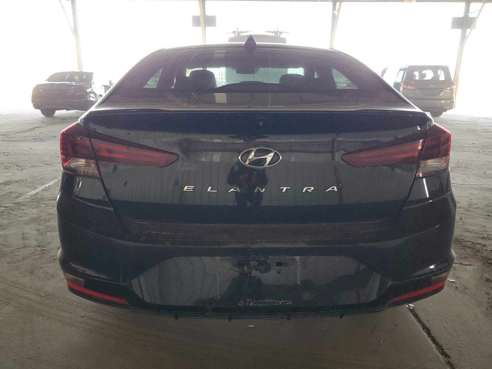 2020 Hyundai Elantra Sel vin: KMHD84LF6LU106091