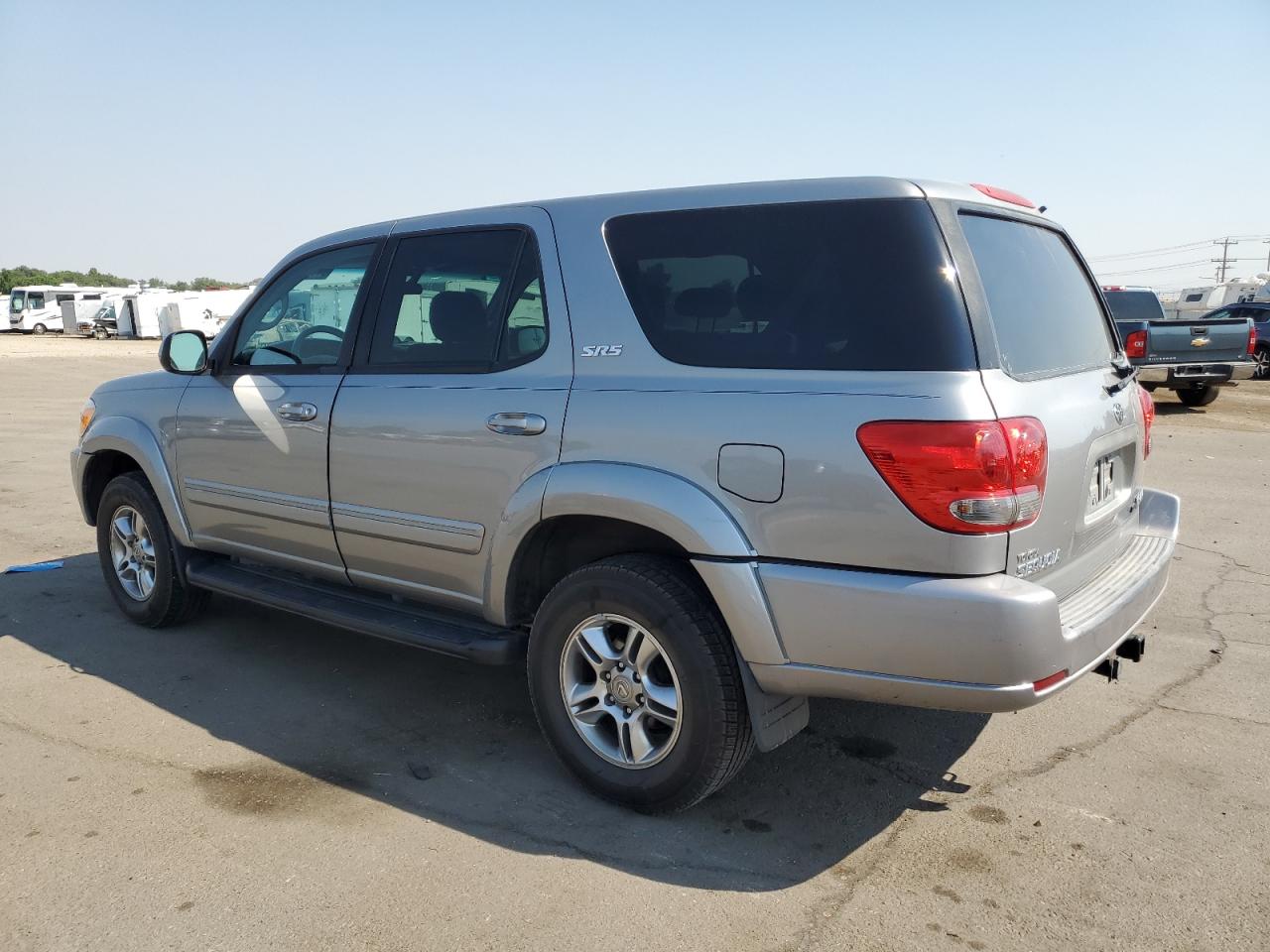 2005 Toyota Sequoia Sr5 VIN: 5TDBT44A35S247933 Lot: 64109914