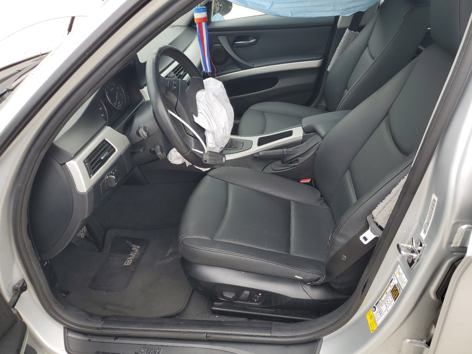 WBAVA37518NL48178 2008 BMW 328 I