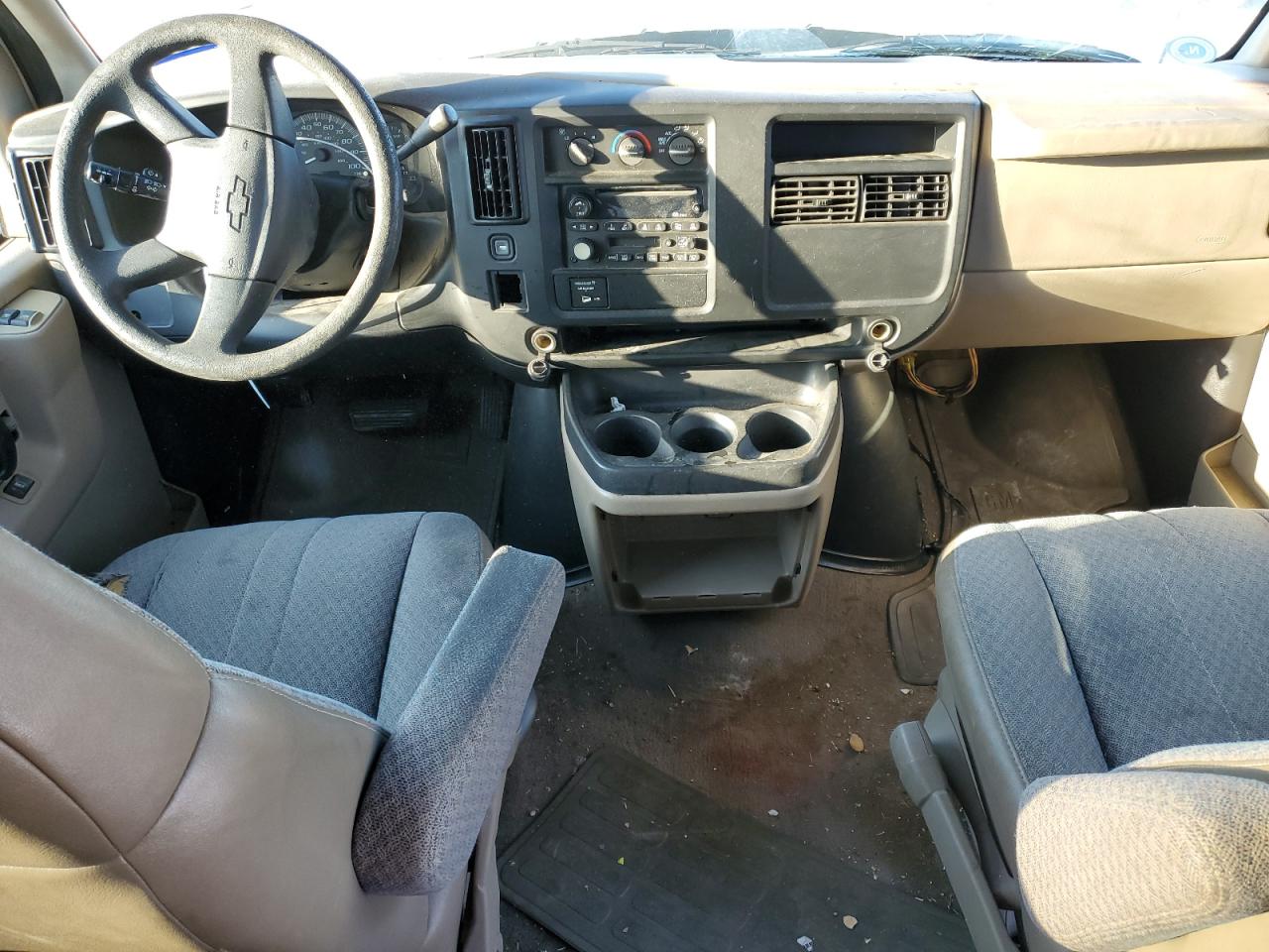 2003 Chevrolet Express G3500 VIN: 1GAHG39UX31101950 Lot: 63404714