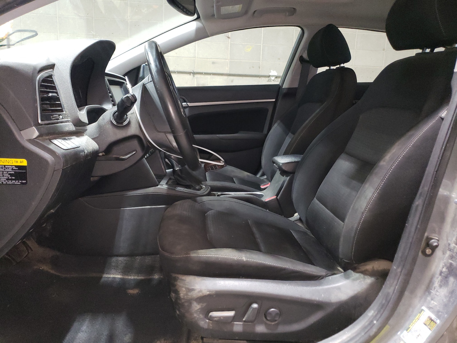 KMHD84LF8HU355189 2017 Hyundai Elantra Se