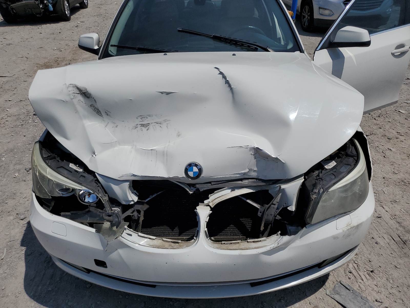 WBANV1C50AC388834 2010 BMW 528 Xi