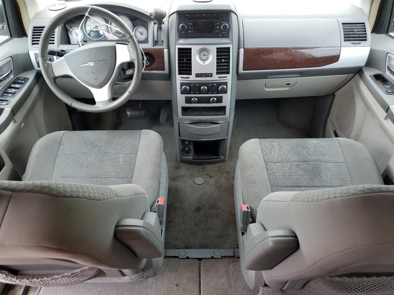 2010 Chrysler Town & Country Touring VIN: 2A4RR5D13AR293424 Lot: 61848104